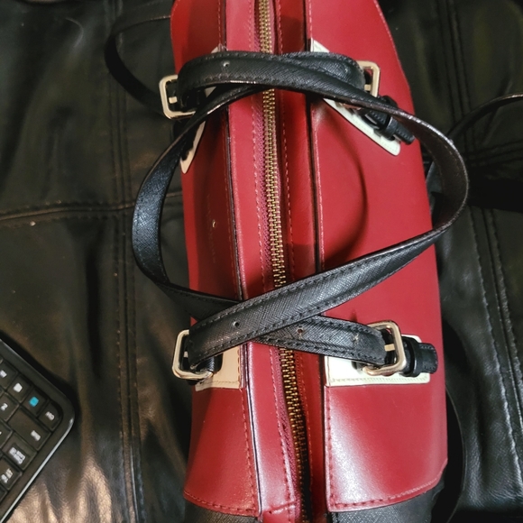 Kate spade Bag.. cherry and black color . In like new condition. NO Call outs - Picture 5 of 14